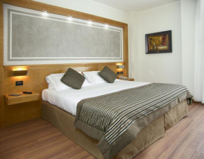  Hotel President  Корреджо
